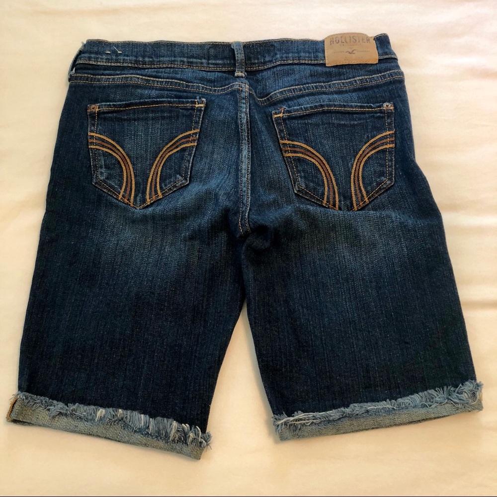 Hollister Frayed Cuff Bermuda Jean Shorts - Picture 3 of 7